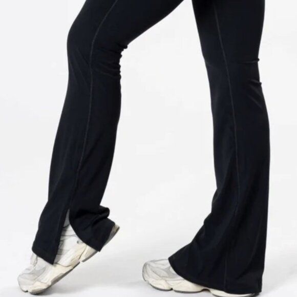 Paragon Flare Legging - Picture 2 of 4